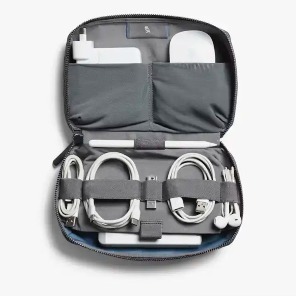 Bellroy Tech Kit